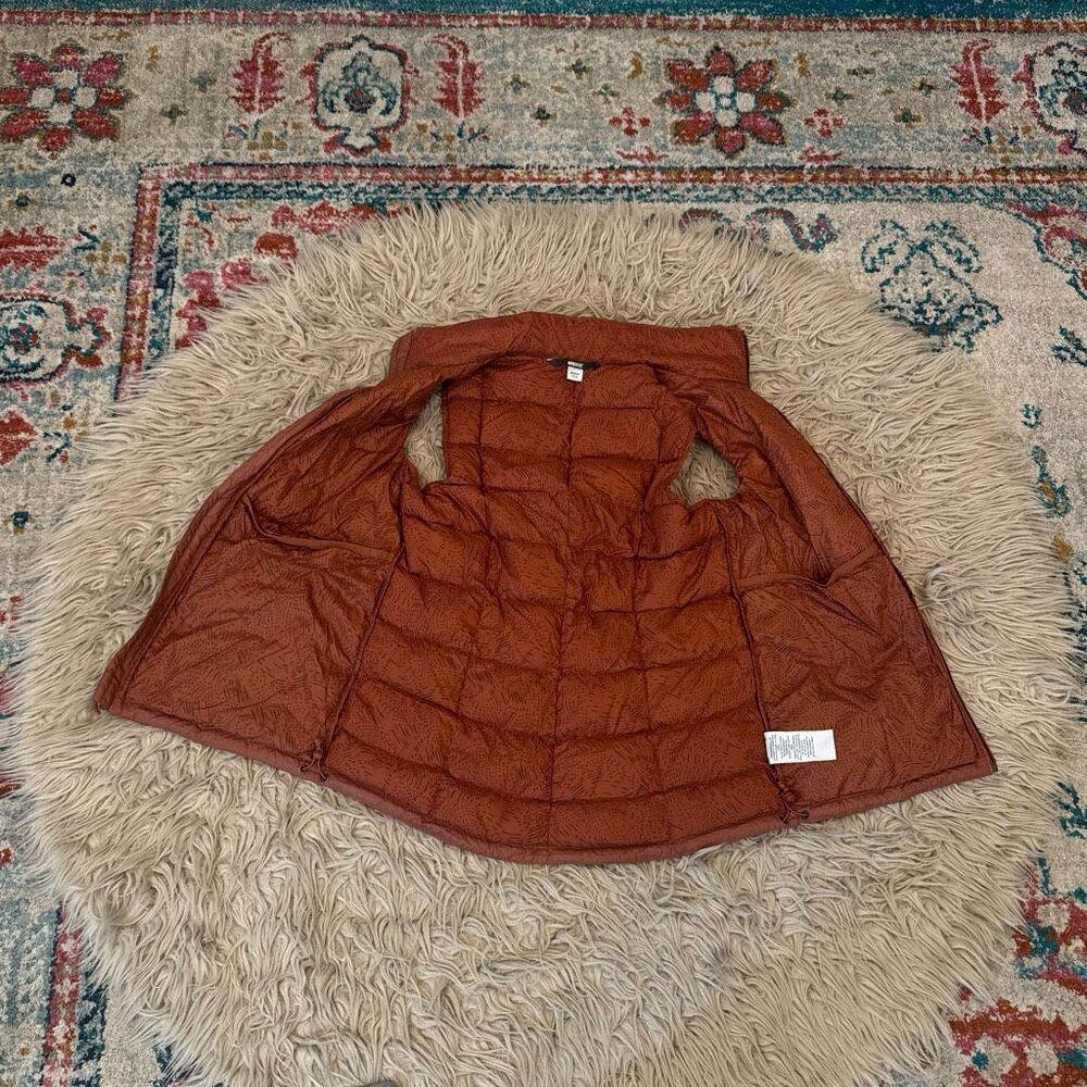 REI Co-op 650 Down Vest size medium - Picture 4 of 5